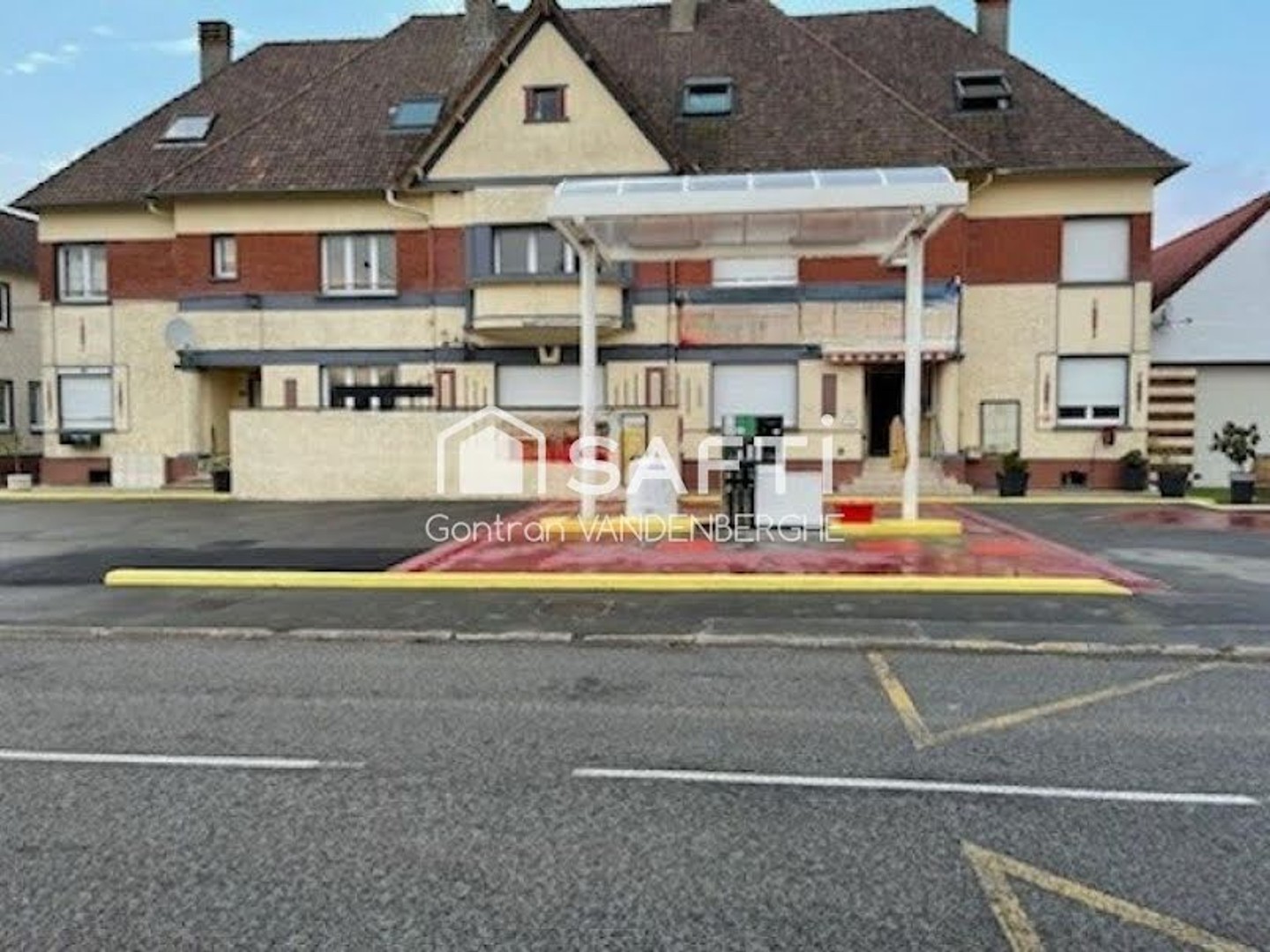 Magasin à vendre - 13 pièces - Beaumetz-Lès-Aire (62960)