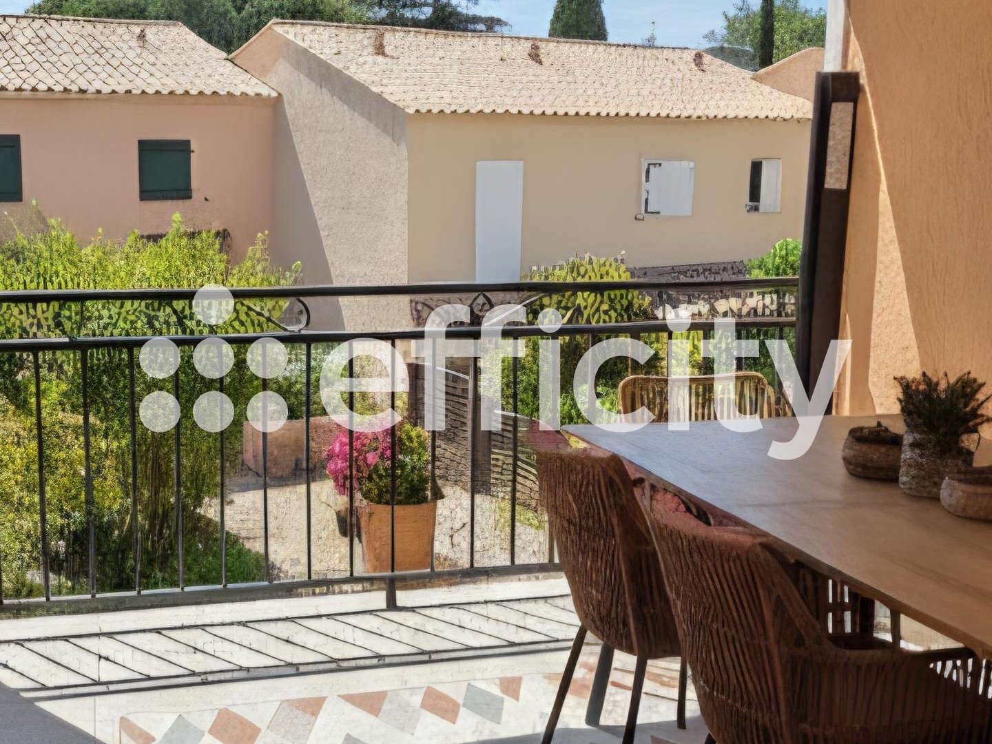 Appartement à vendre - 4 pièces - 73m2 - Le Lavandou (83980)