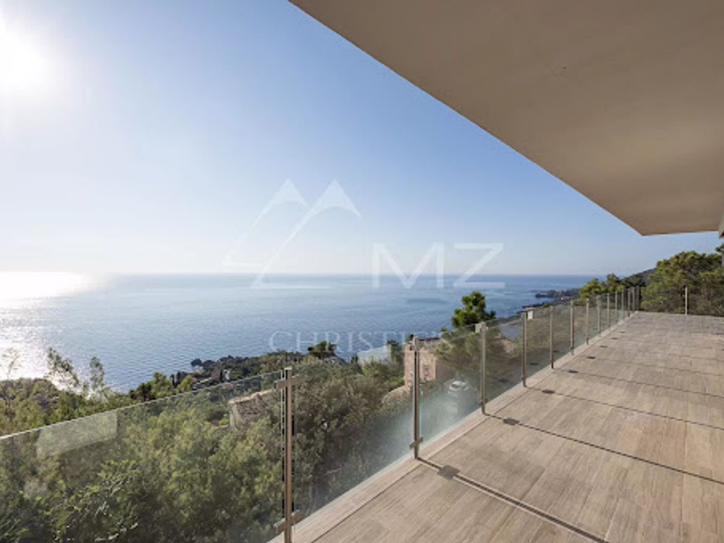 Maison à vendre - 5 pièces - 185m2 - Théoule-Sur-Mer (06590)