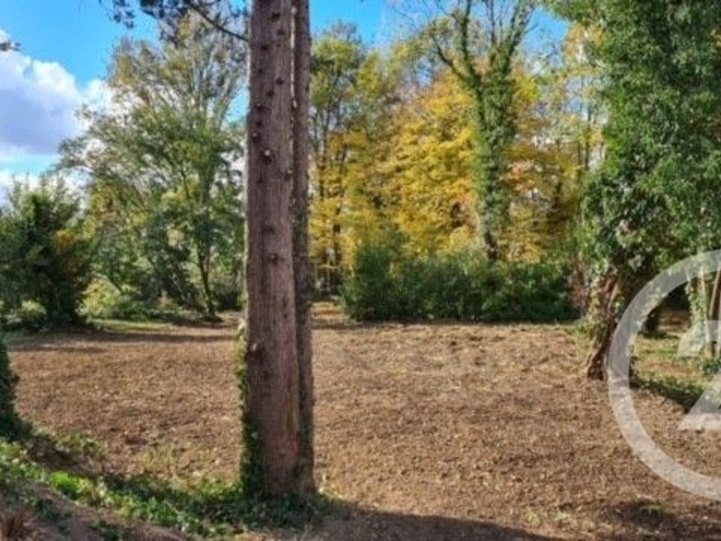 Terrain à vendre - 703m2 - Villecresnes (94440)