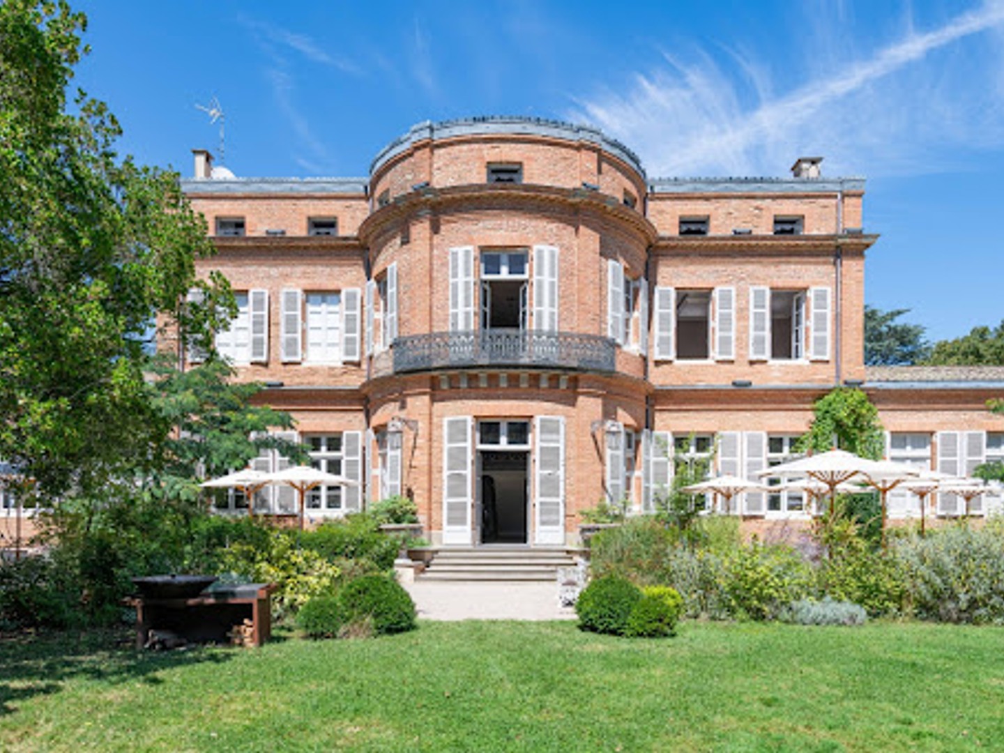 Château 20 pièces 1625 m²