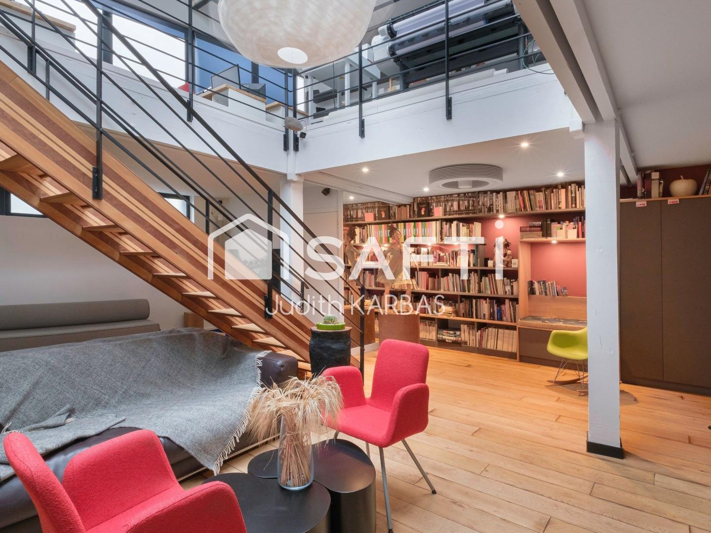 Locaux à vendre - 3 pièces - 245m2 - Bagnolet (93170)