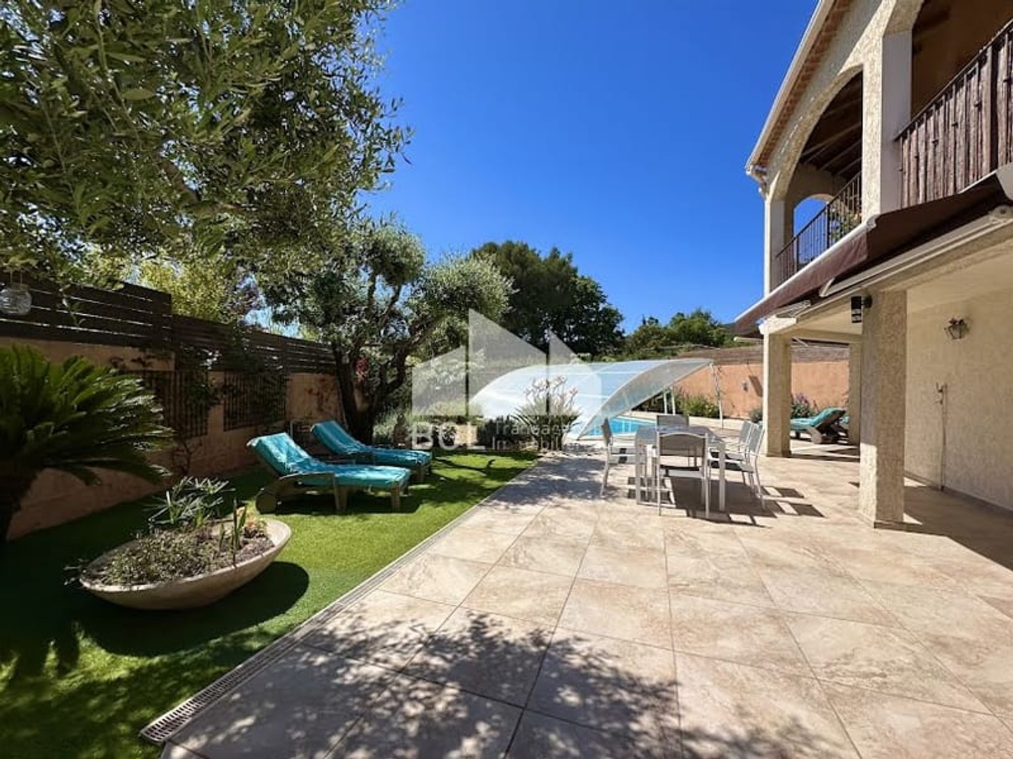 Maison à vendre - 8 pièces - 213m2 - Bormes-Les-Mimosas (83230)