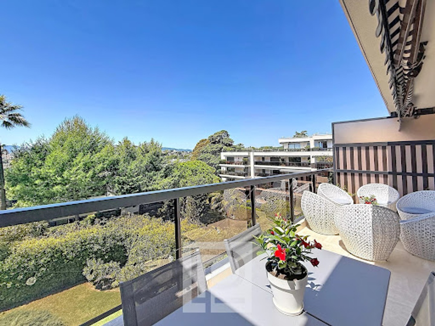 Appartement à vendre - 3 pièces - 74m2 - Cannes (06400)