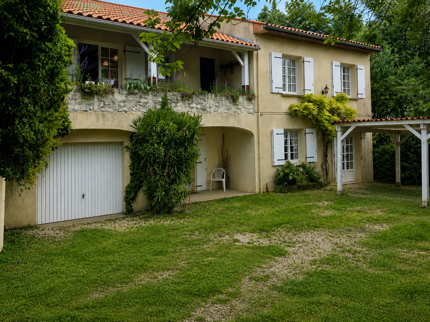 Maison à vendre - 6 pièces - 190m2 - Chassors (16200)
