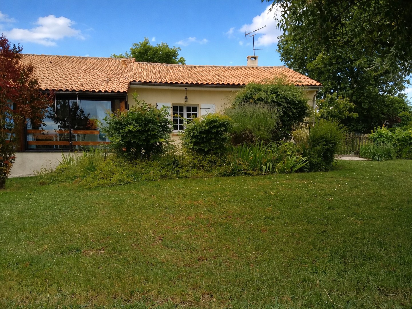 Maison à vendre - 6 pièces - 190m2 - Chassors (16200)