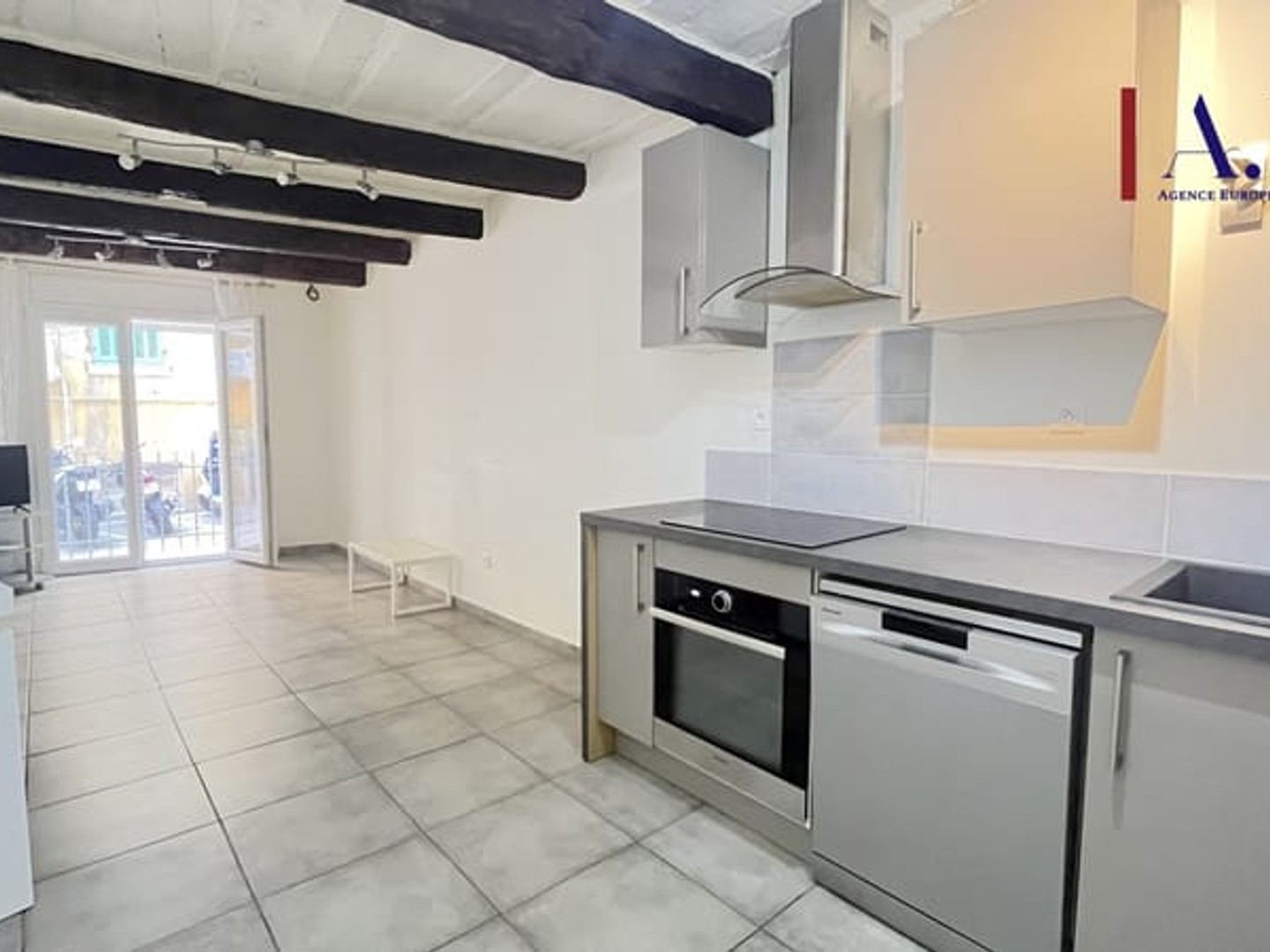Appartement à vendre - 2 pièces - 35m2 - Bandol (83150)