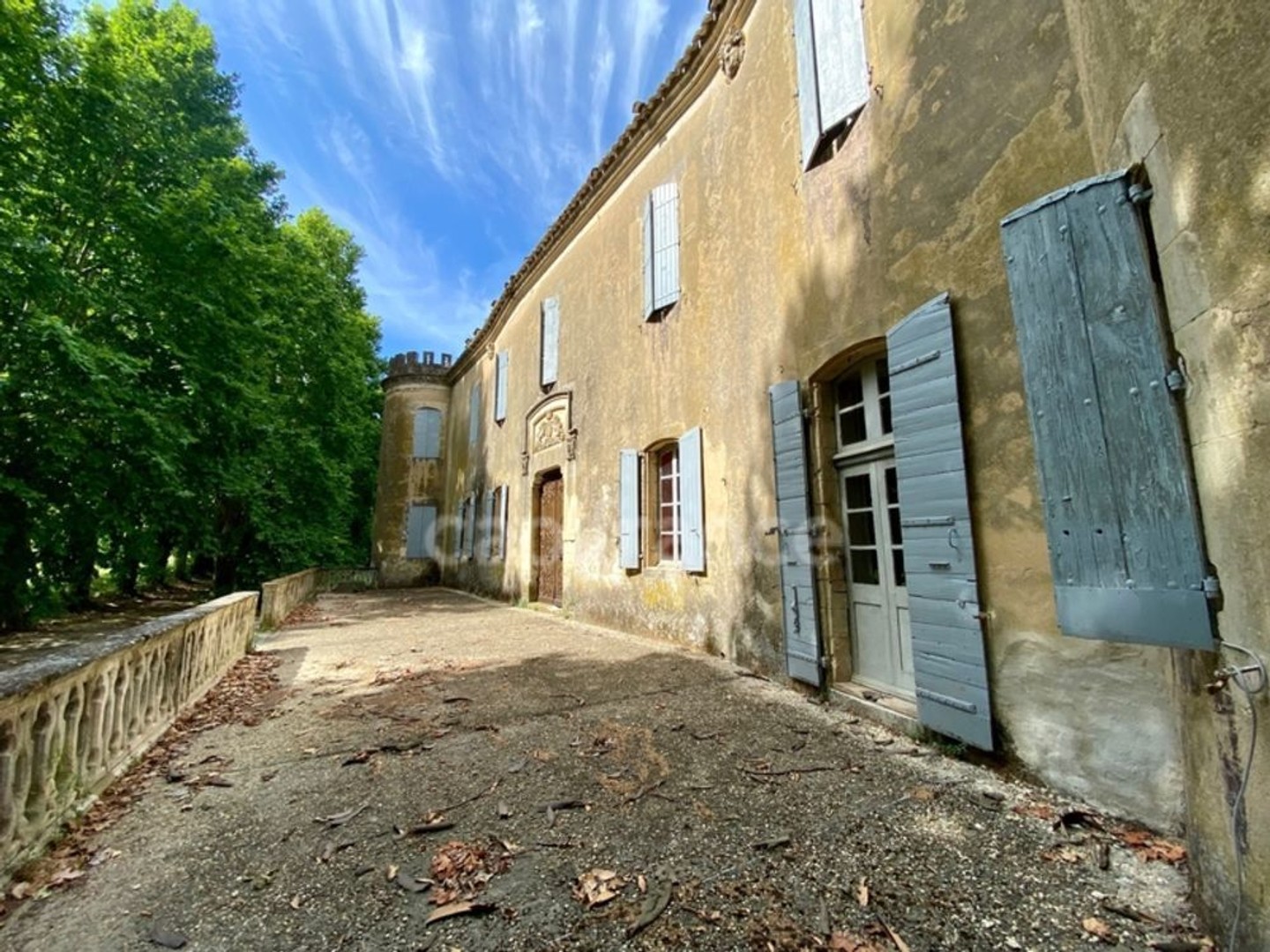 Magasin à vendre - 620m2 - La Roque-Sur-Cèze (30200)