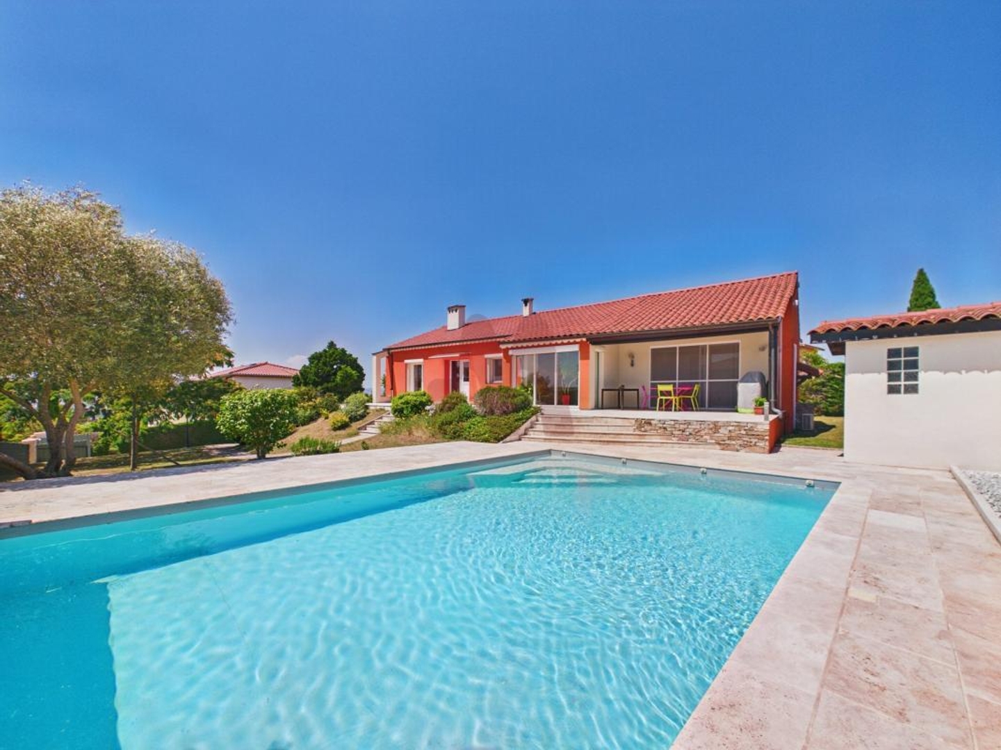 Vends maison - 160 m² - 6 pièces, 4 chambres - Lentilly 69210