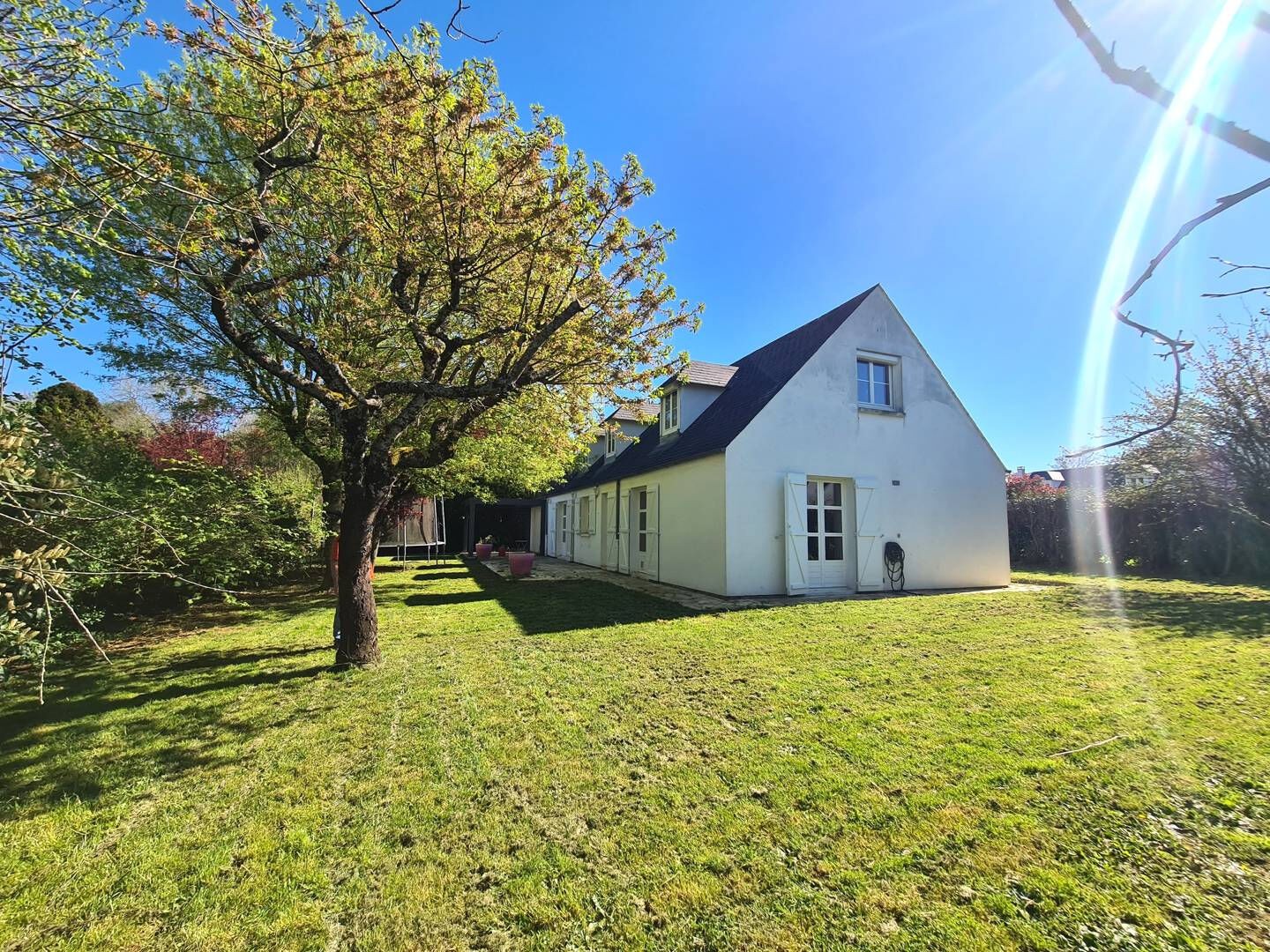 Maison à vendre - 6 pièces - 159m2 - Ozoir-La-Ferrière (77330)