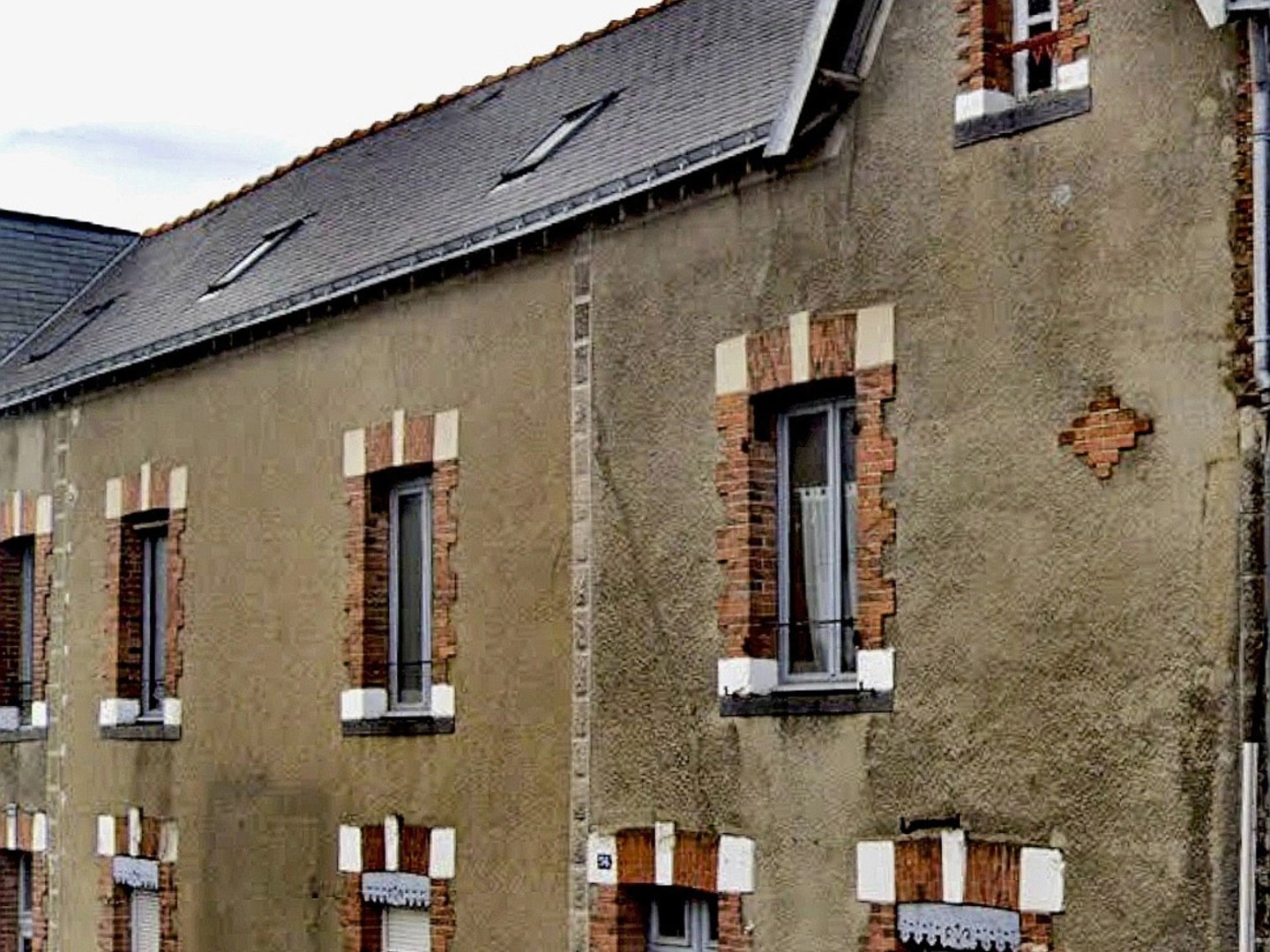 Maison à vendre - 7 pièces - 169m2 - Ombrée D'anjou (49420)