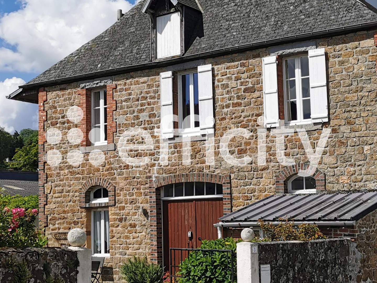 Maison à vendre - 12 pièces - 240m2 - Noues De Sienne (14380)