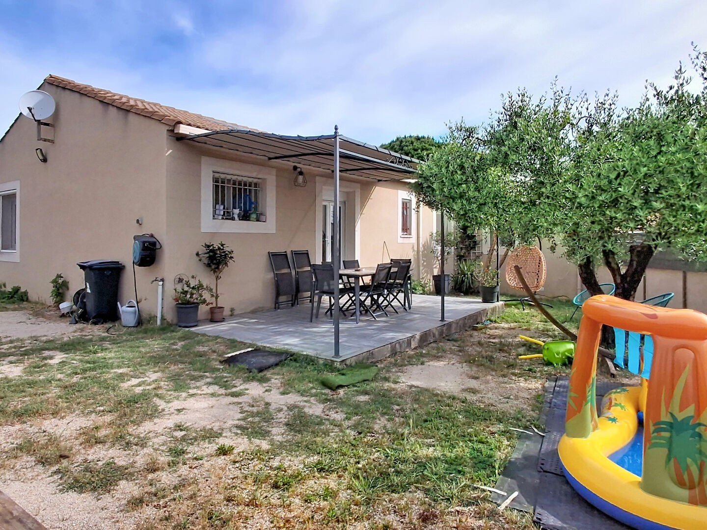 Maison à vendre - 4 pièces - 90m2 - Rochefort-Du-Gard (30650)