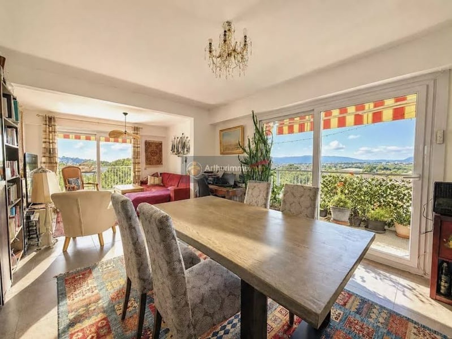 Appartement à vendre - 3 pièces - 73m2 - Saint-Raphaël (83700)