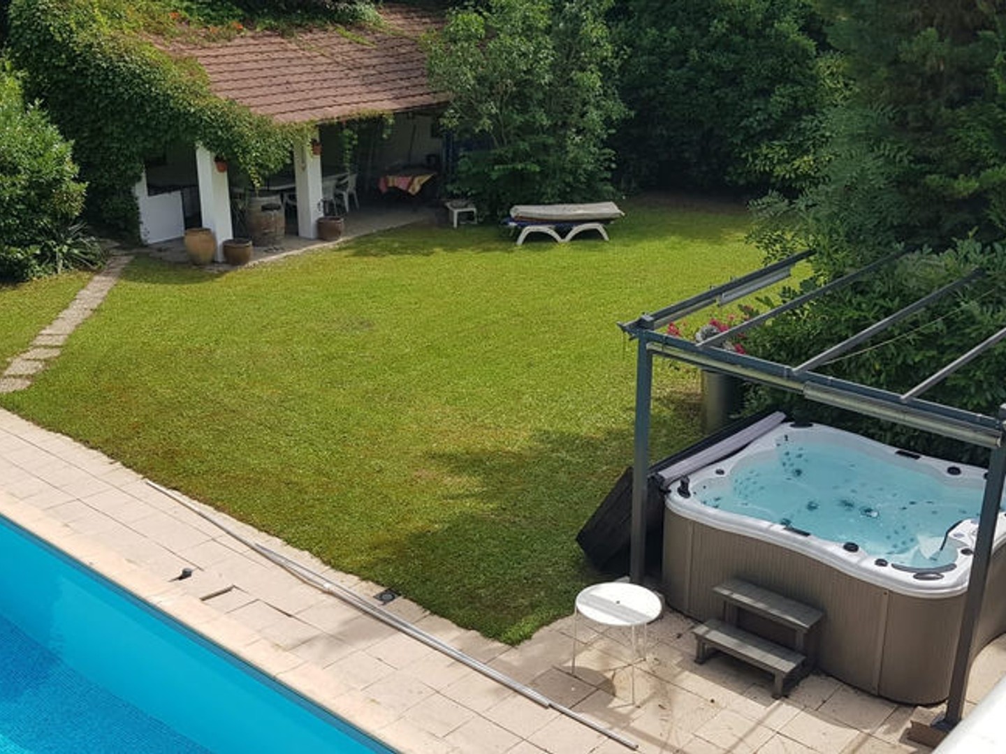 Maison à vendre - 8 pièces - 234m2 - Brunstatt-Didenheim (68350)