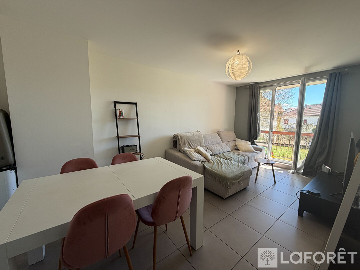 Appartement à vendre - 2 pièces - 49m2 - Pontarlier (25300)