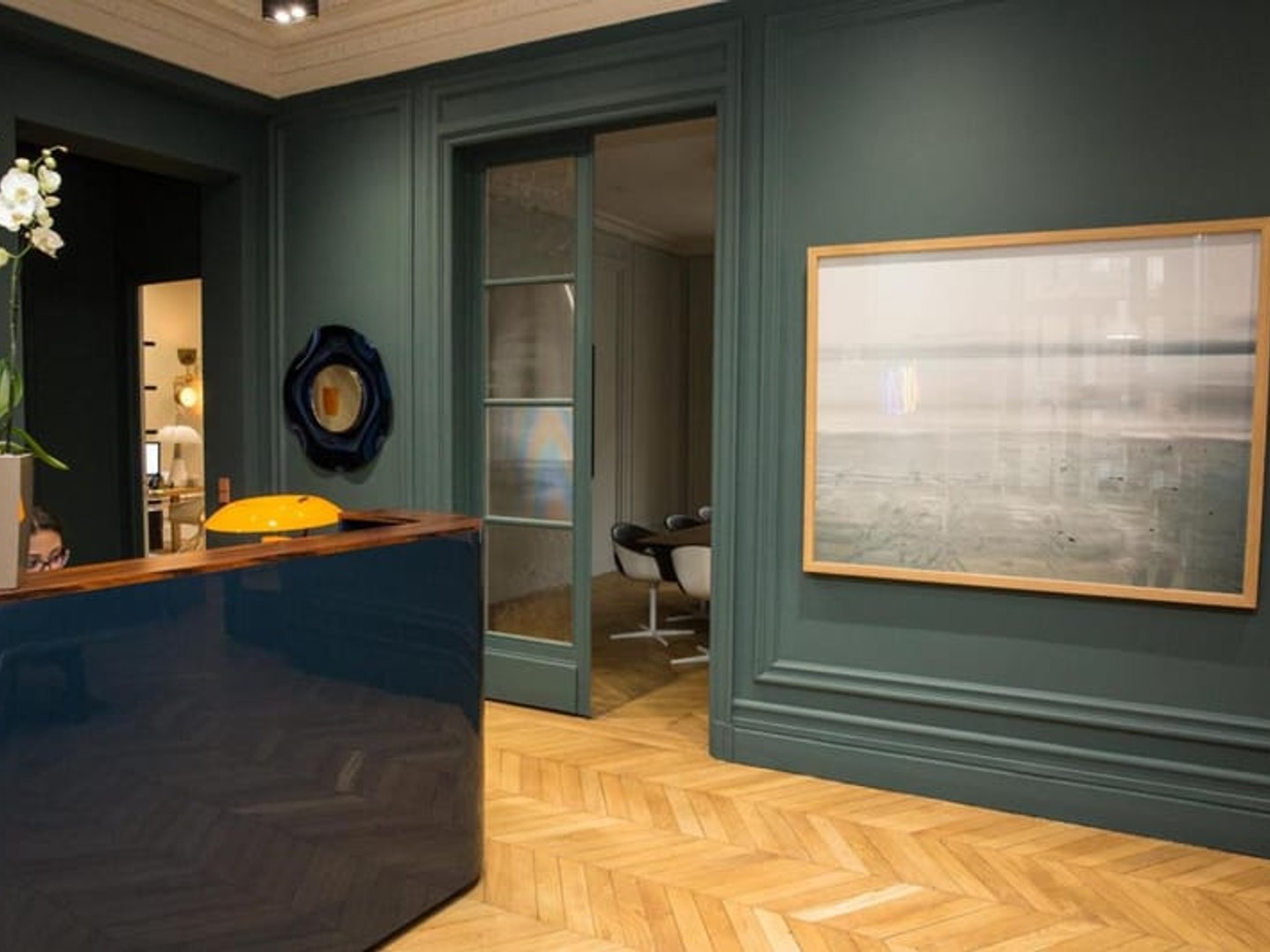 A VENDRE Paris 16e - Avenue Victor Hugo - Superbe appartement / local professionnel