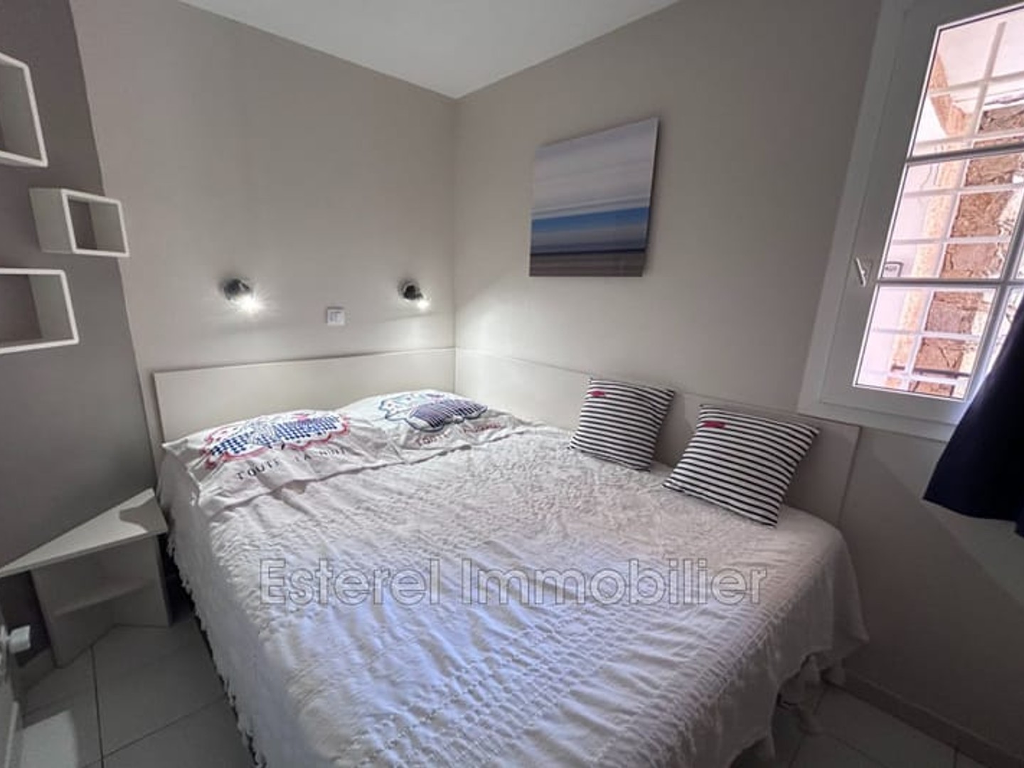 Appartement à vendre - 2 pièces - 28m2 - Saint-Raphaël (83700)