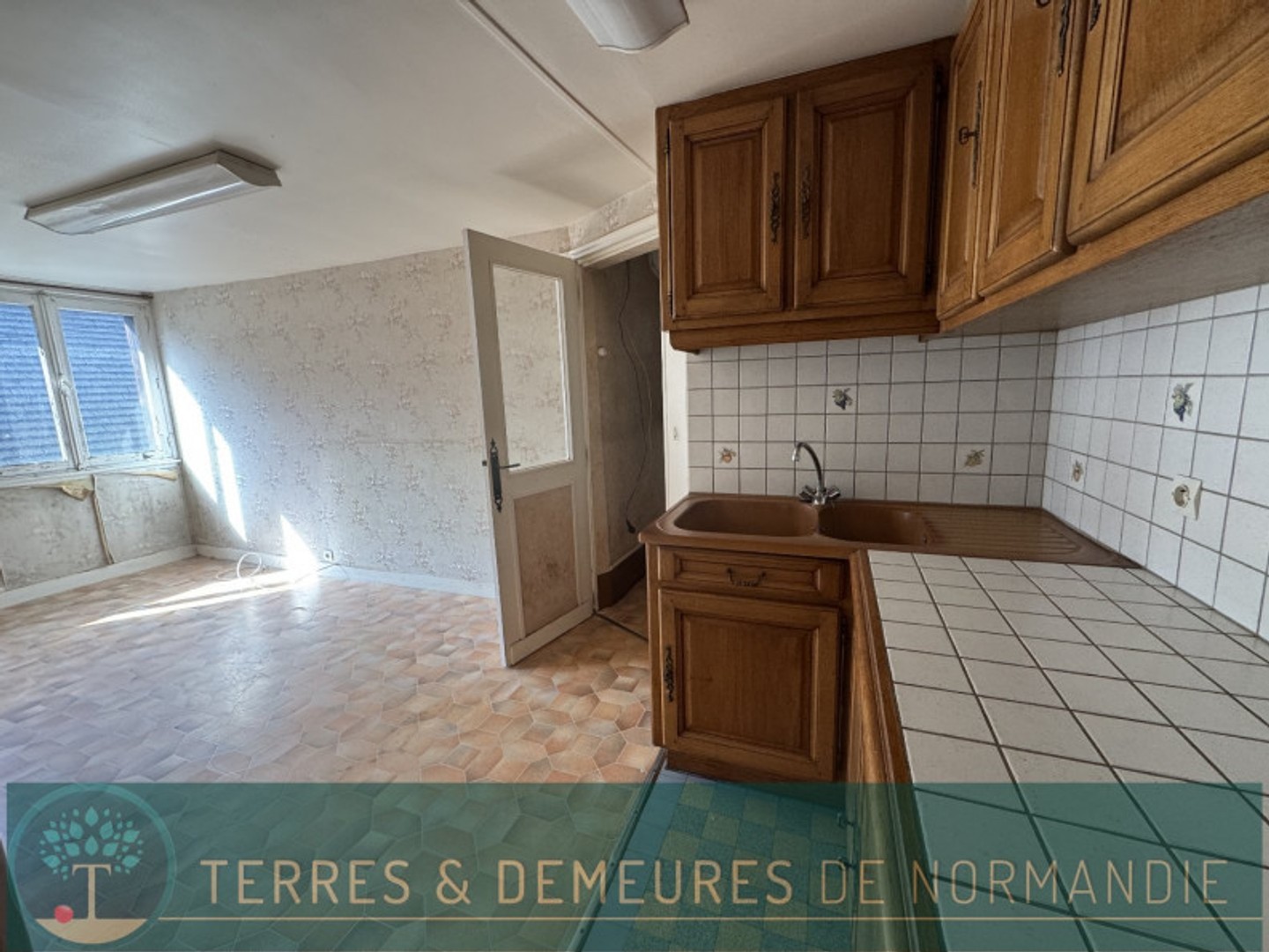 Immeuble à vendre - 72m2 - Cormeilles (27260)