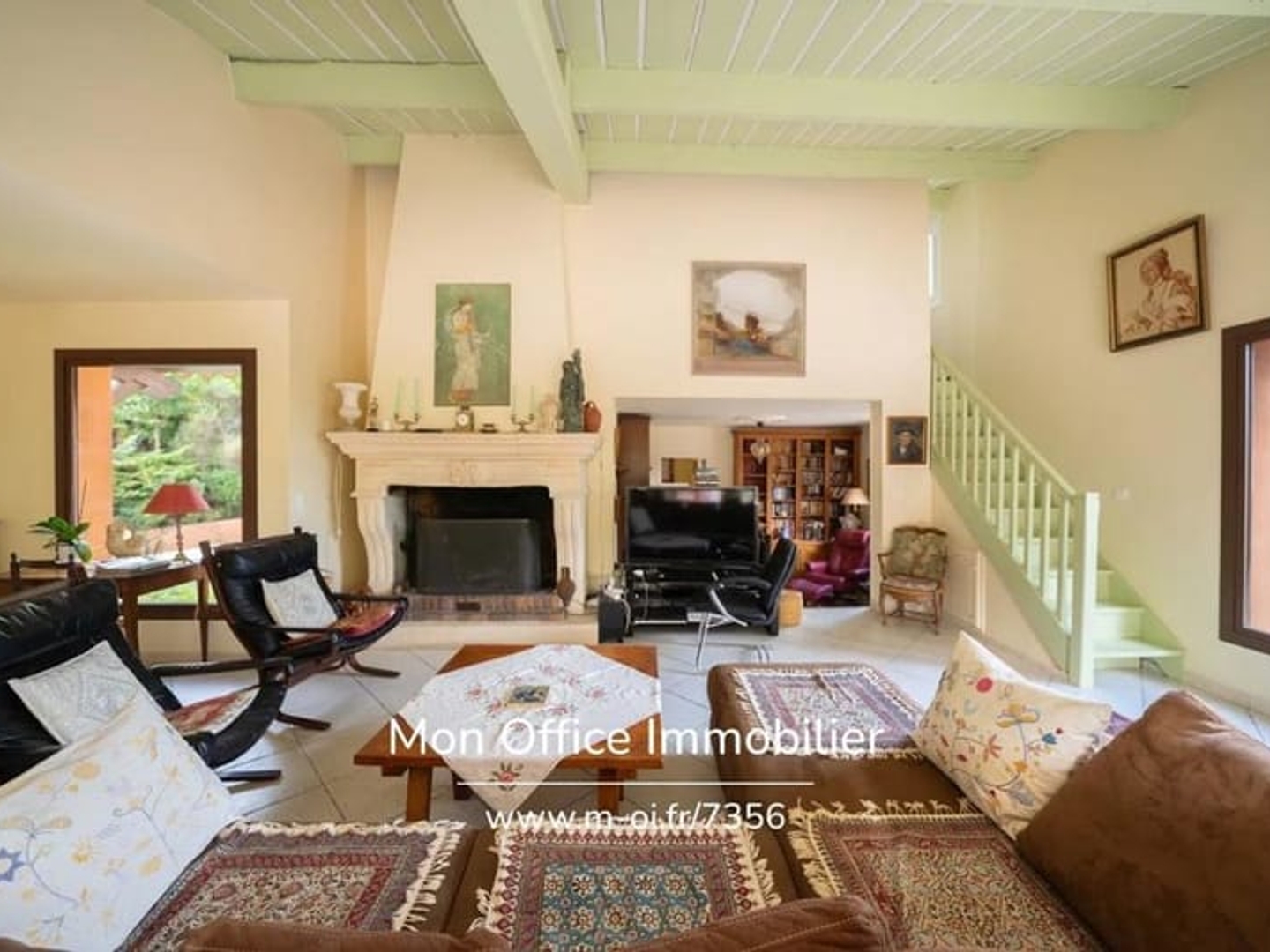 Maison à vendre - 7 pièces - 195m2 - Aix-En-Provence (13090)