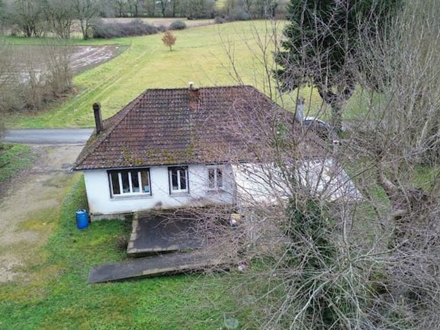 Maison à vendre - 4 pièces - 83m2 - Chauffour-Sur-Vell (19500)