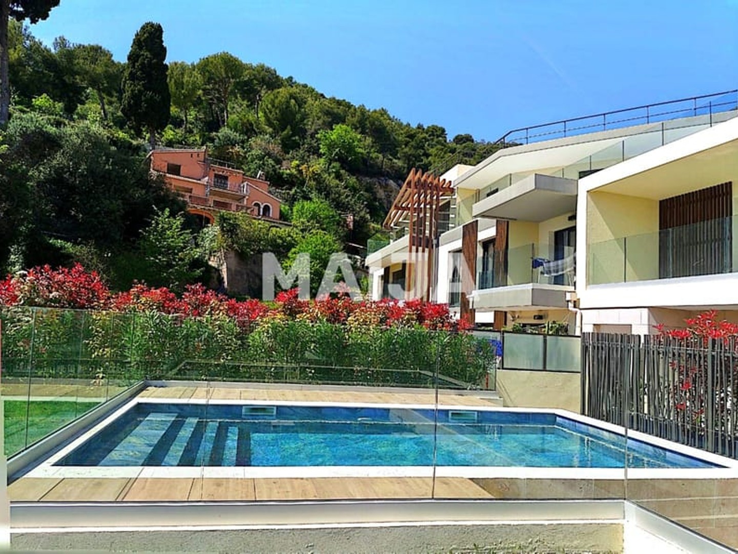 Appartement à vendre - 4 pièces - 108m2 - Èze (06360)