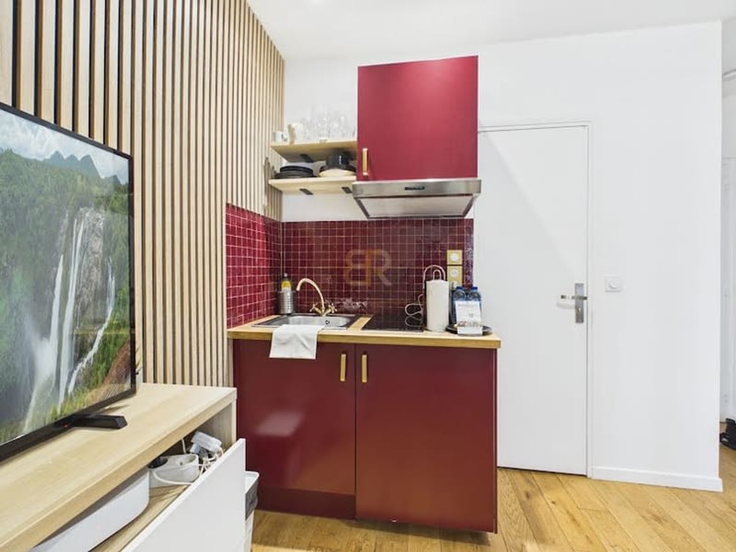 Locaux à vendre - 1 pièce - 13m2 - Paris 11e (75011)