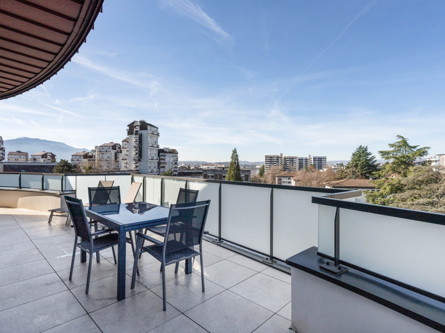 Appartement à vendre - 4 pièces - 100m2 - Annecy (74000)