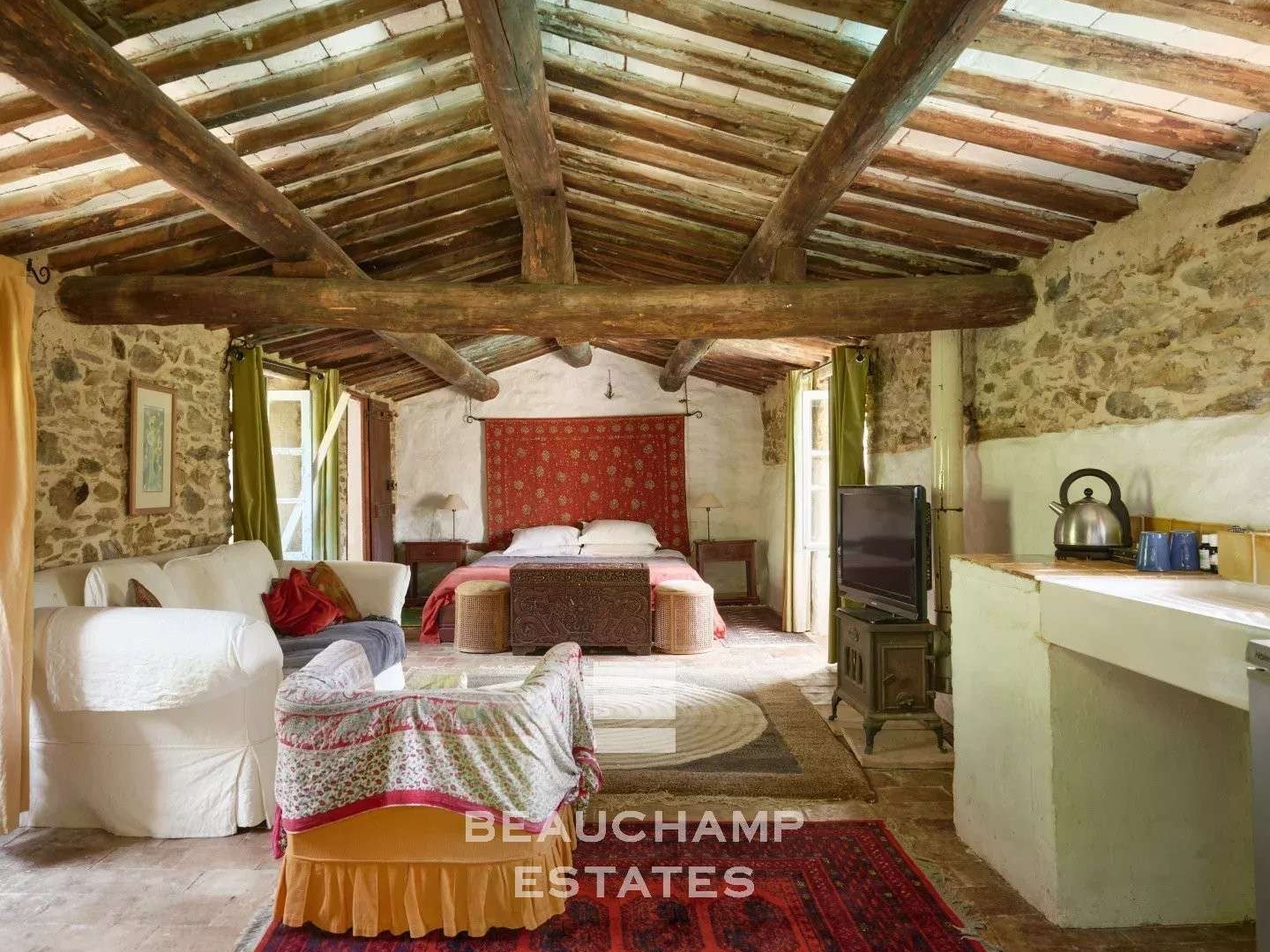 Villa 12 pièces 542 m²