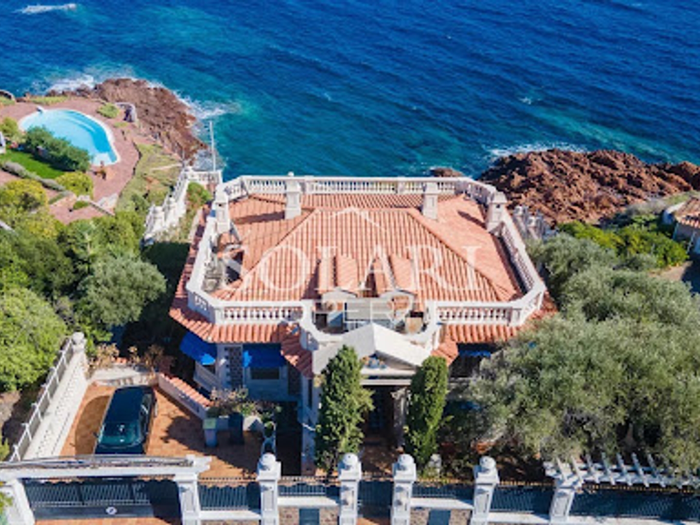 Villa 6 pièces 262 m²