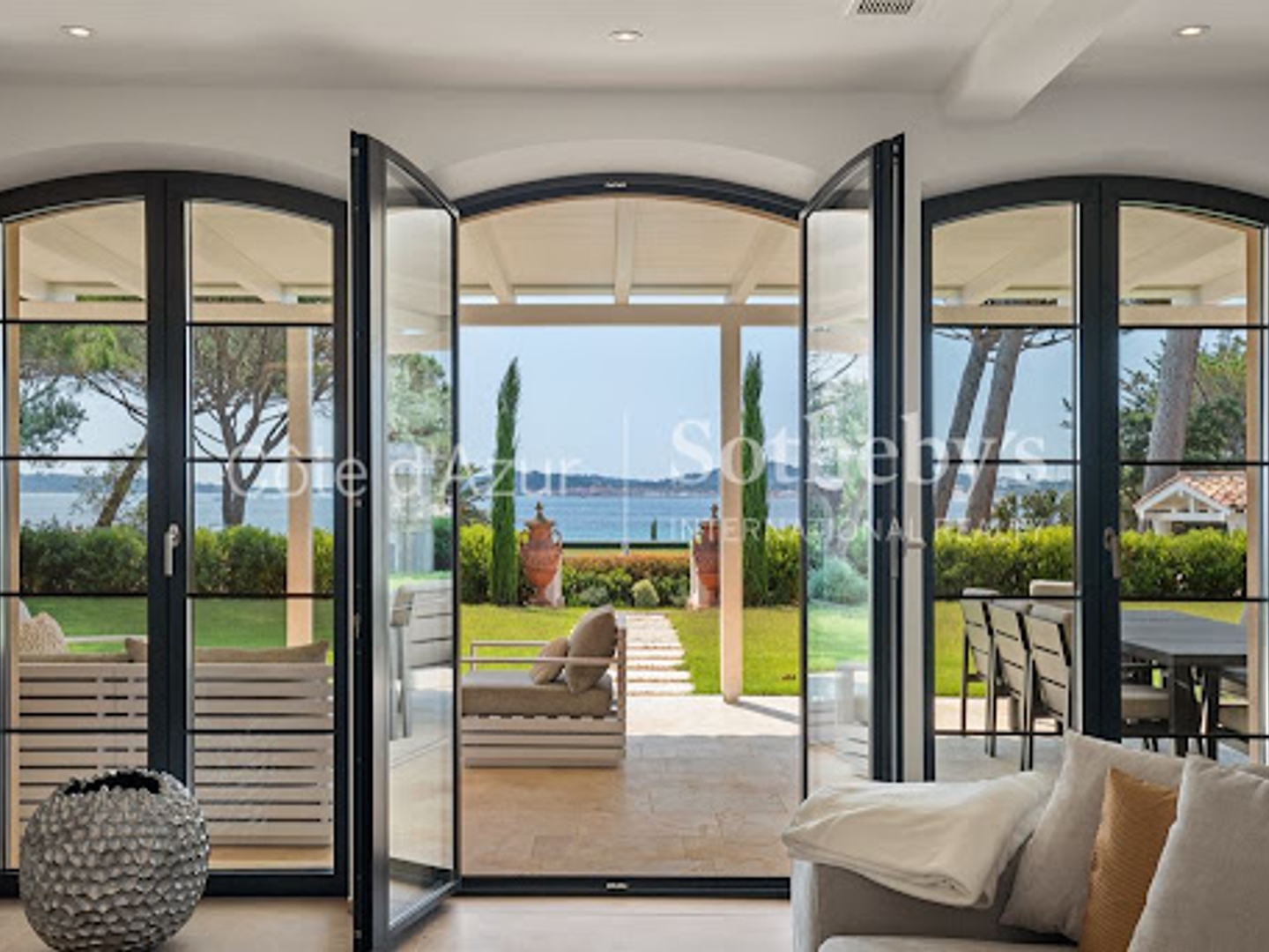 Villa 15 pièces 540 m²