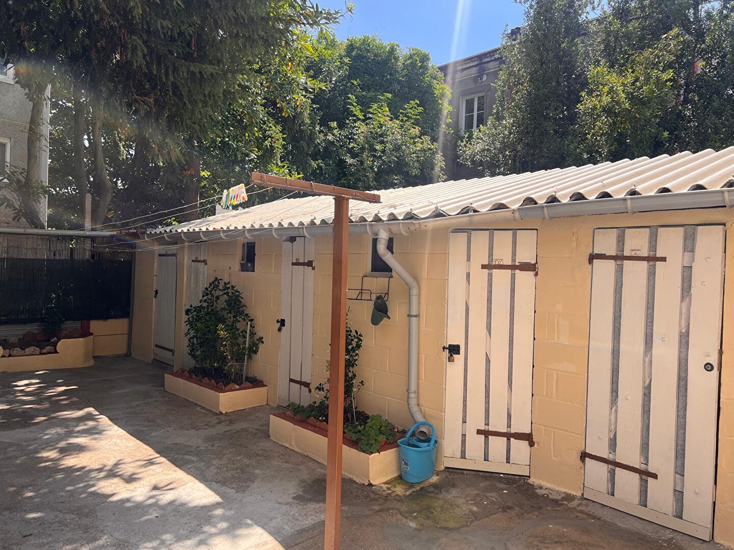 Immeuble à vendre - 14 pièces - 183m2 - Vitry-Sur-Seine (94400)