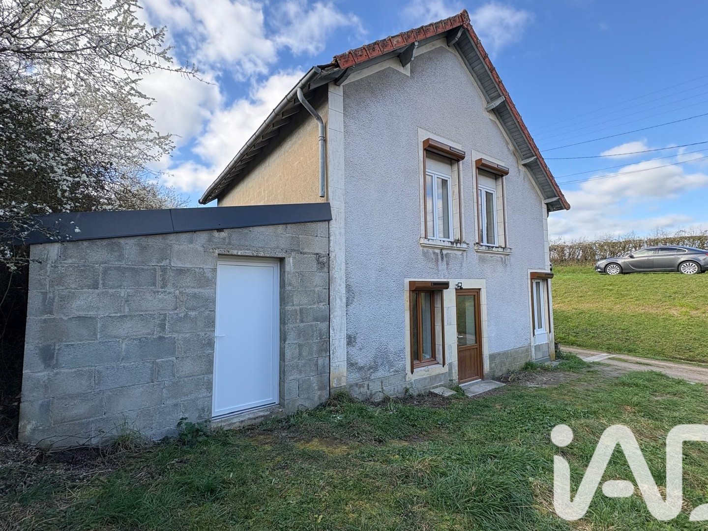 Maison à vendre - 4 pièces - 73m2 - Jouet-Sur-L'aubois (18320)