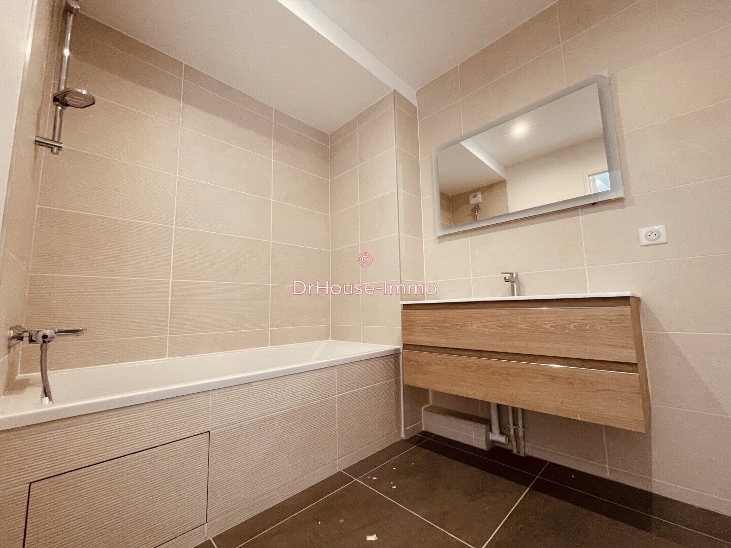Appartement à vendre - 4 pièces - 89m2 - Issy-Les-Moulineaux (92130)