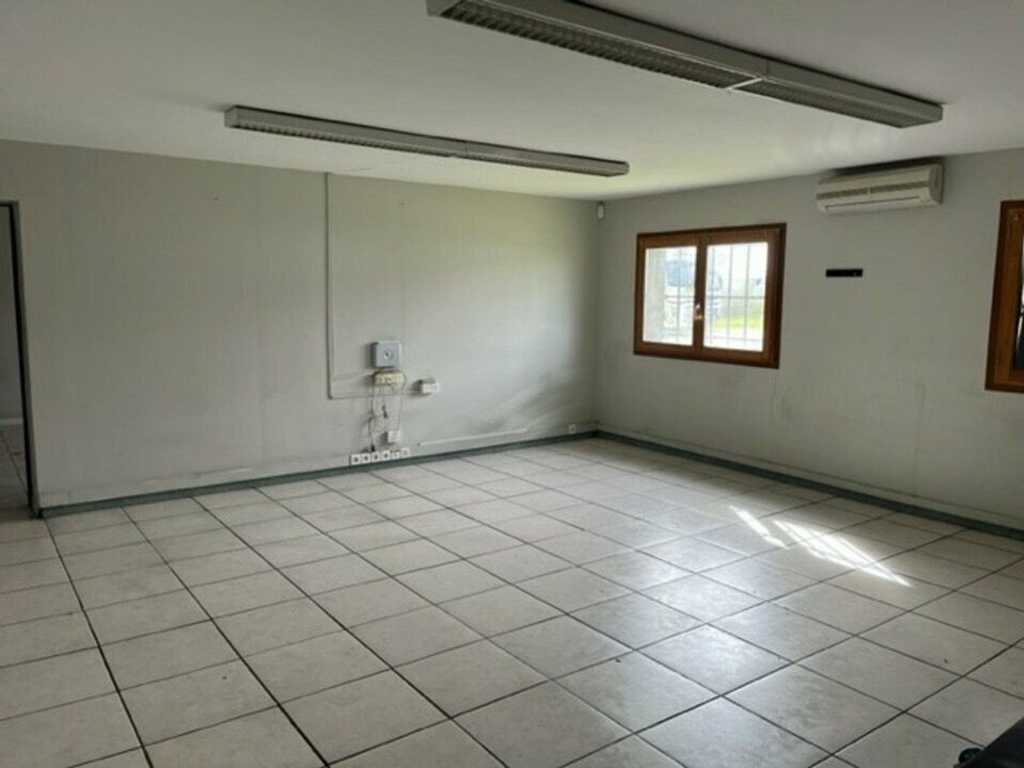 Bureaux 1300 m²