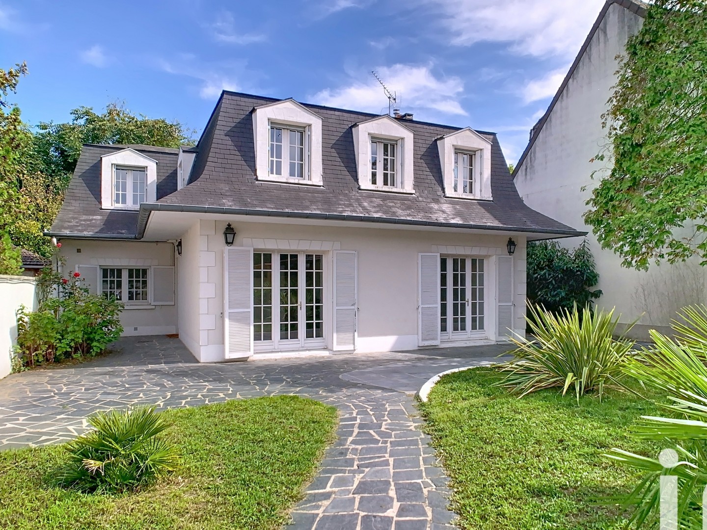 Maison à vendre - 7 pièces - 157m2 - Vigneux-Sur-Seine (91270)