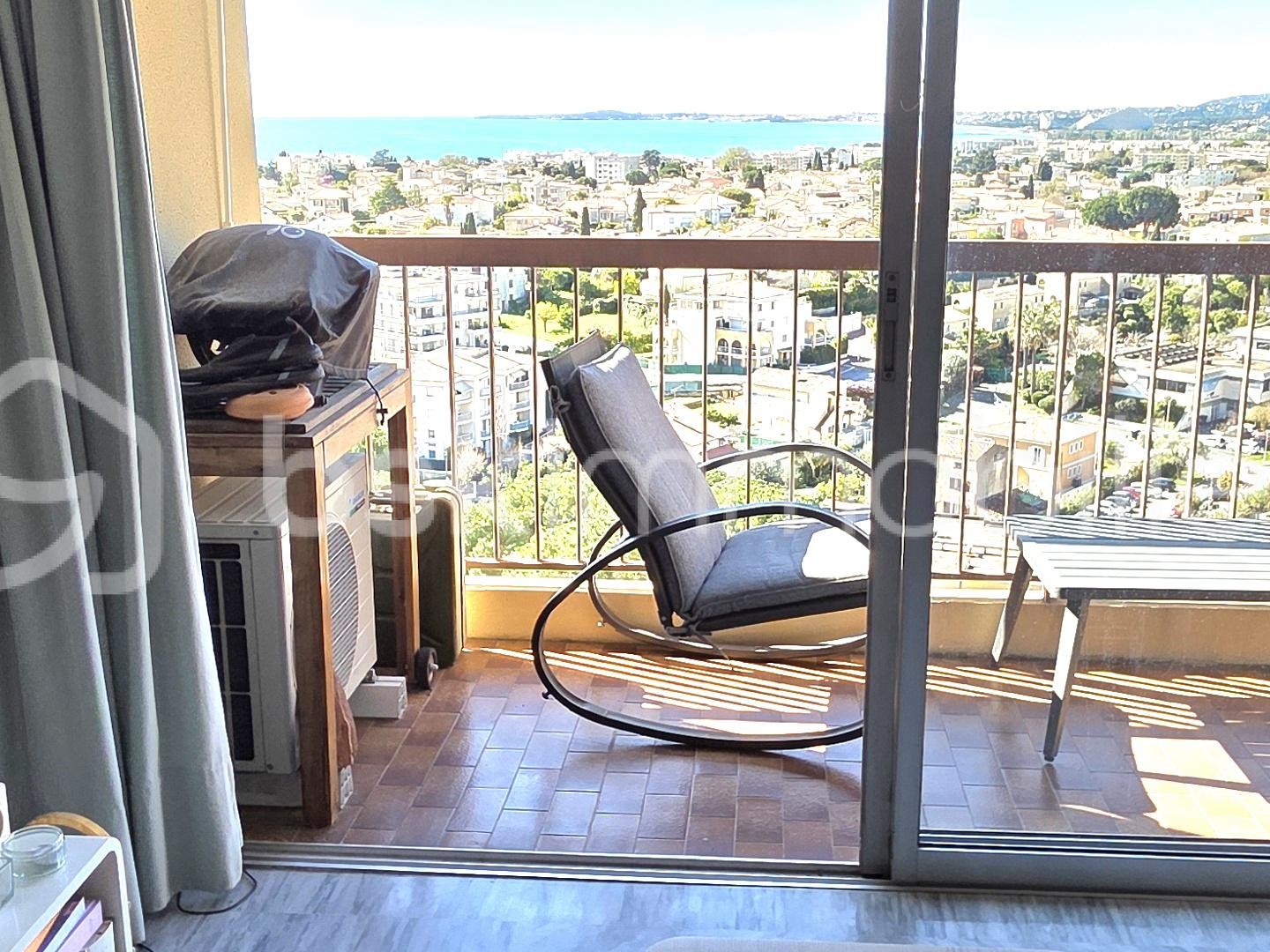 Appartement à vendre - 2 pièces - 47m2 - Cagnes-Sur-Mer (06800)