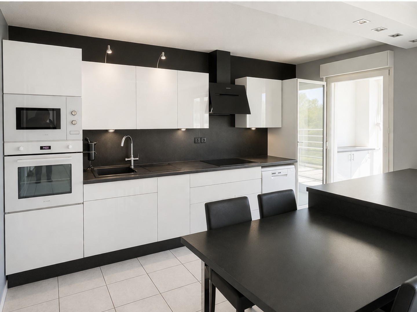 Appartement à vendre - 3 pièces - 74m2 - Aix-En-Provence (13100)
