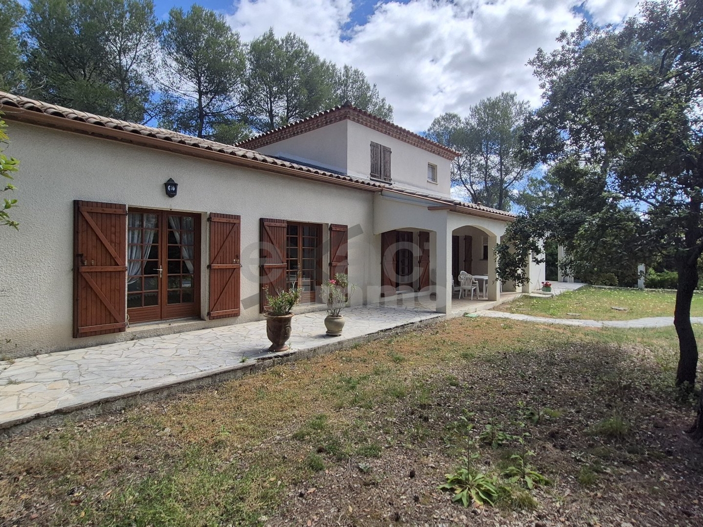 Maison à vendre - 6 pièces - 216m2 - Saint-Clément-De-... (34980)