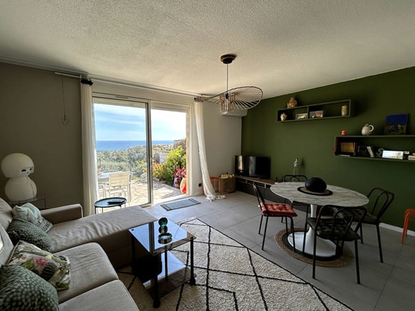 Appartement à vendre - 3 pièces - 76m2 - Roquebrune-Sur-Ar... (83380)