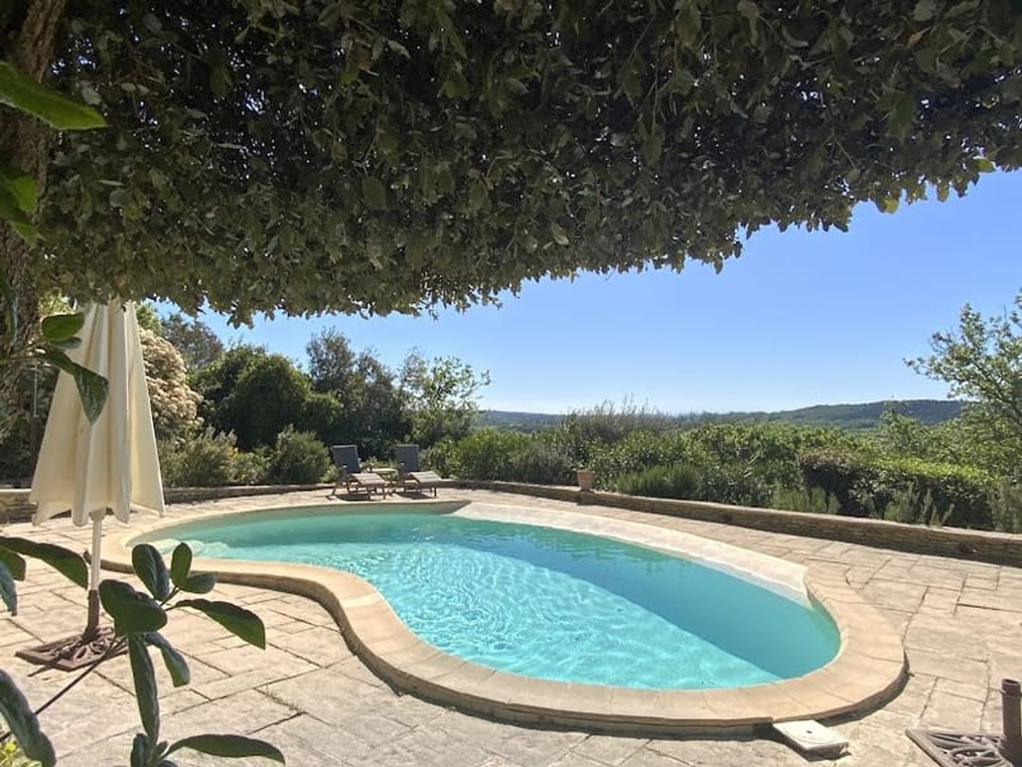 Maison à vendre - 6 pièces - 157m2 - Uzès (30700)