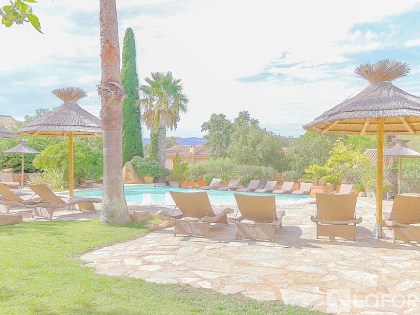 Maison à vendre - 35 pièces - 1490m2 - Porto-Vecchio (20137)