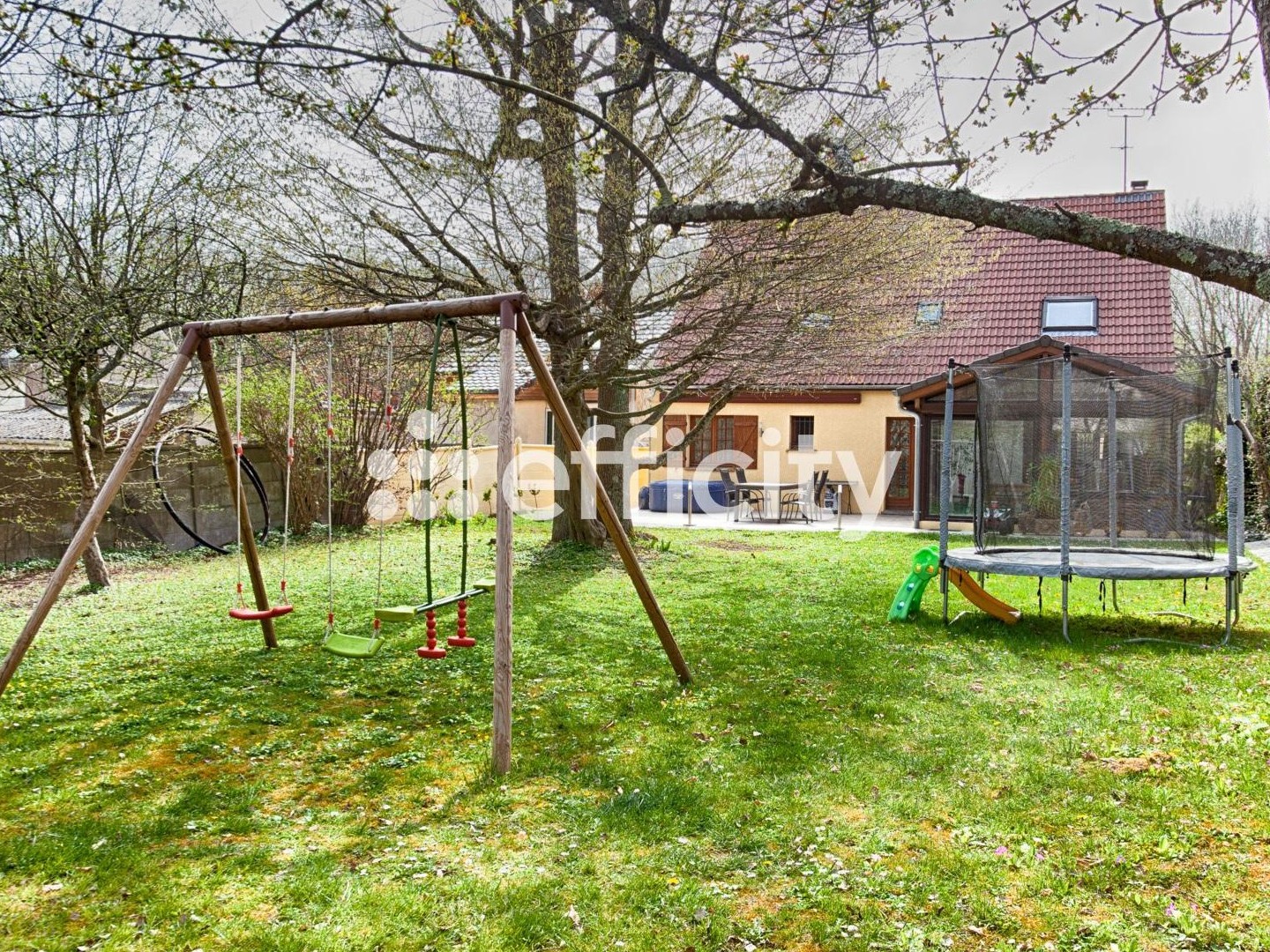 Maison à vendre - 7 pièces - 201m2 - Les Essarts-Le-Roi (78690)
