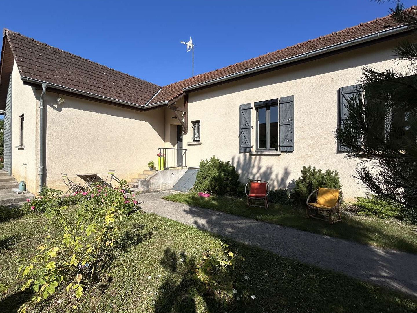 Maison à vendre - 5 pièces - 110m2 - Fontaine-Lès-Dijon (21121)