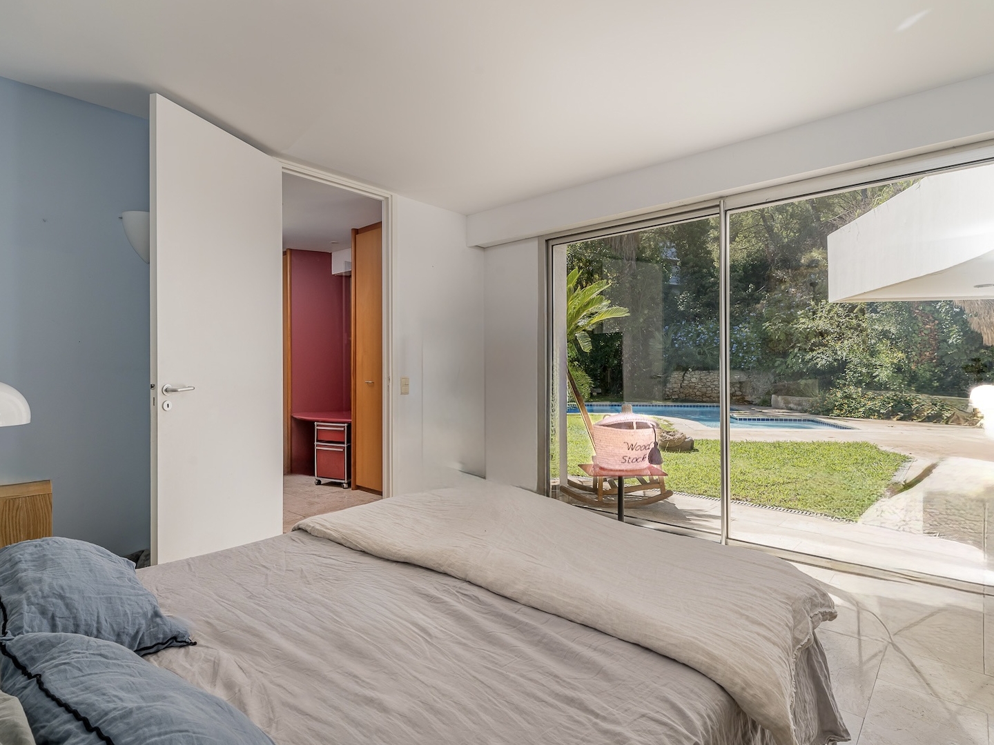 Maison à vendre - 4 pièces - 183m2 - Marseille 8e (13008)