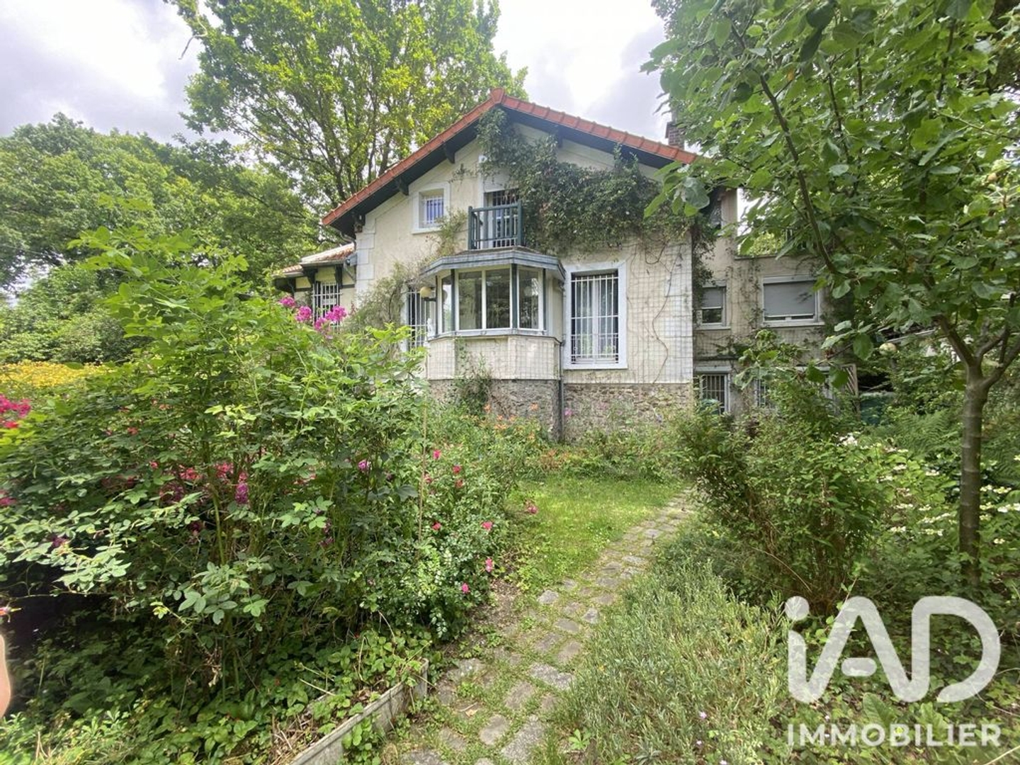 Villa 11 pièces 203 m²