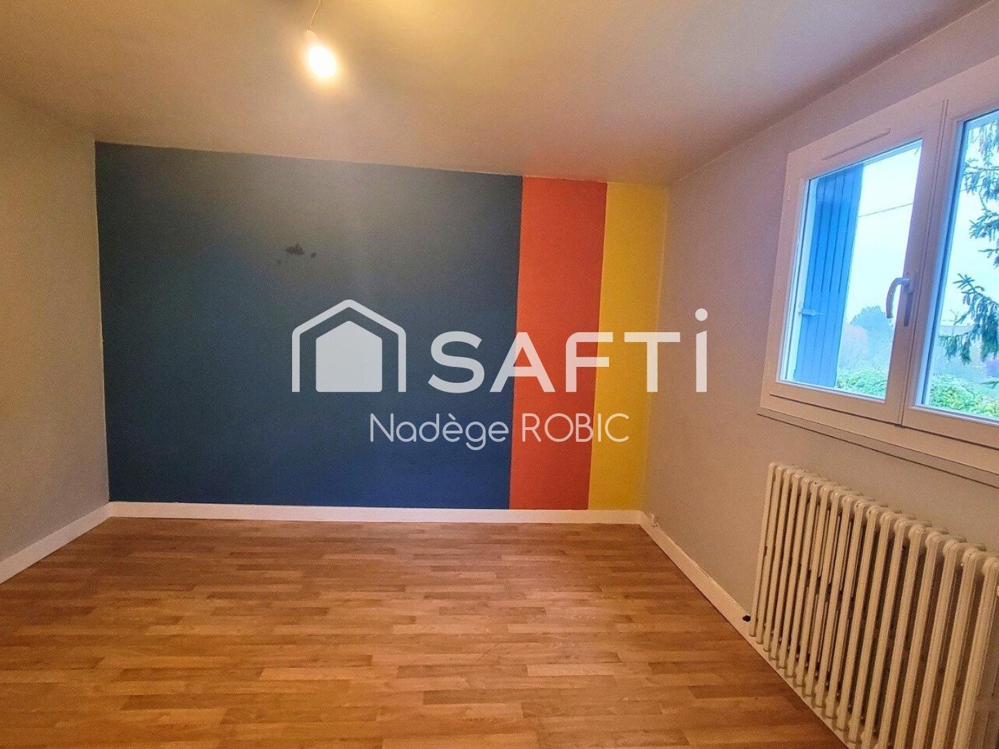 Maison à vendre - 7 pièces - 197m2 - Seiches-Sur-Le-Loir (49140)