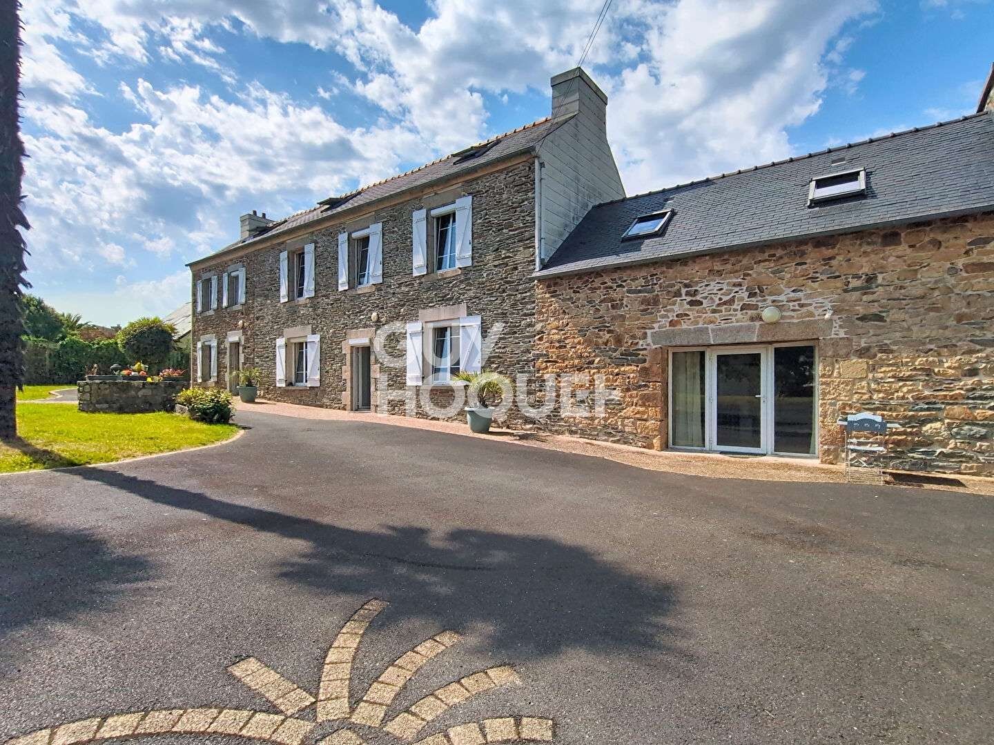 Maison 13 pièces 267 m²