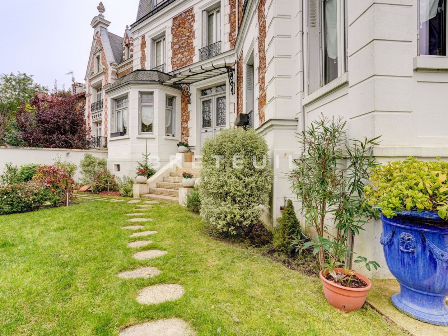 Maison à vendre - 7 pièces - 185m2 - Sèvres (92310)
