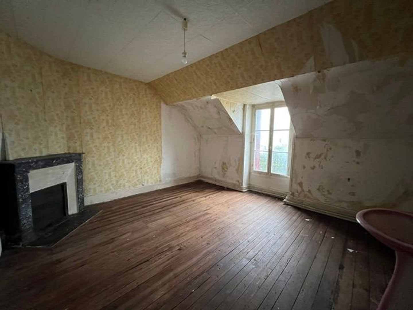 Maison à vendre - 2 pièces - 260m2 - Lye (36600)